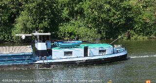 📌 → MS Karan im May. 2020
🌍 → DE Gemmrigheim / Raithelhuberstraße
🔍 → klicken
💾 → rechte Maus → Link in neuem Tab öffnen...
📷 → Canon PowerShot SX230 HS Bild: Aufgeräumtes Heck und ein schönes, klassisches Steuerhaus.