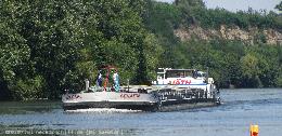 📌 → MS Senator im Jul. 2020
🌍 → DE Walheim / Neckar
🔍 → klicken
💾 → rechte Maus → Link in neuem Tab öffnen...
📷 → Canon PowerShot SX230 HS Bild: Das GMS Senator, eines der zahlreichen Väth-Schiffe.
