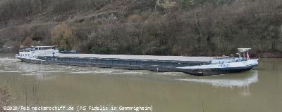 📌 → MS Fidelis im Feb. 2020
🌍 → DE Gemmrigheim / Raithelhuberstraße
🔍 → klicken
💾 → rechte Maus → Link in neuem Tab öffnen...
📷 → Canon PowerShot SX230 HS Bild: Die 1300 PS schieben MS Fidelis zügig durchs Wasser und der ukrainische Rumpf von Leninskaya Kuznitsa wirft eine schöne Bugwelle.