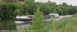 📌 → MS Adeline, später MS Nova Cura im Jun. 2020
🌍 → DE Gemmrigheim / Neckar
🔍 → klicken
💾 → rechte Maus → Link in neuem Tab öffnen...
📷 → Canon PowerShot SX230 HS Bild: Entschuldigung für dieses Foto mit dem ärgerlichen Busch vor dem Schiff, aber MS Adeline hat mich überrascht ;-)
