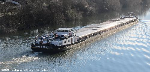 Bild: MS Felix passiert die Neckarbrücke Kirchheim.