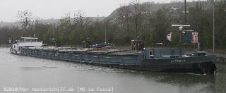 Bild: MS La Fosca kommt bei Regen aus Plochingen zurück.