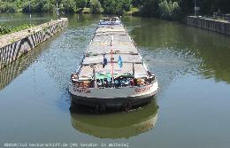 📌 → MS Senator im Jul. 2020
🌍 → DE Walheim / Neckar
🔍 → klicken
💾 → rechte Maus → Link in neuem Tab öffnen...
📷 → Canon PowerShot SX230 HS Bild: MS Senator von vorn.