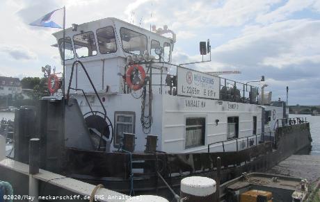 Bild: Das Schubschiff SSS Anhaltina in Lauffen am Neckar liegend.