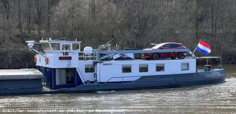 Bild: Der Heckaufbau der Elly ist doch beträchtlich lang für ein Schiff dieser Größe.