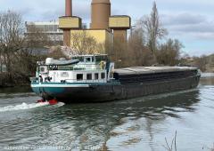 📌 → MS Hilber im Feb. 2025
🌍 → Besigheim / Neckar
🔍 → klicken
💾 → rechte Maus → Link in neuem Tab öffnen...
📷 → iPhone 13 Pro Bild: Die knallrote Ruderanlage von MS Hilber